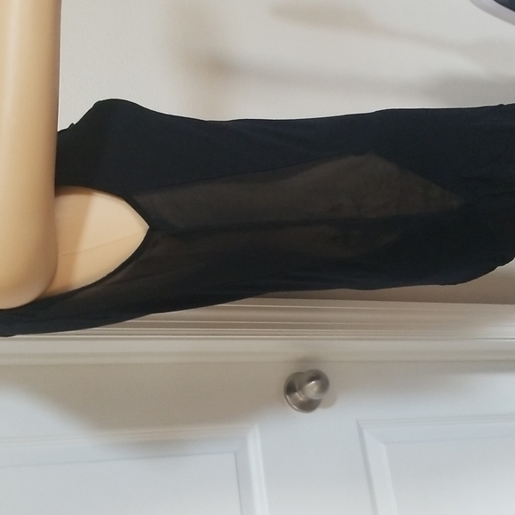 Mesh Black tank top - Picture 4 of 5